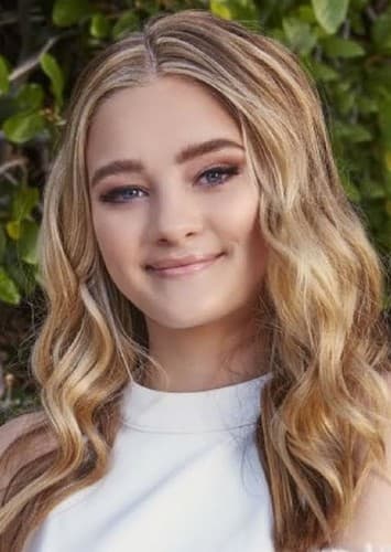 Lizzy Greene