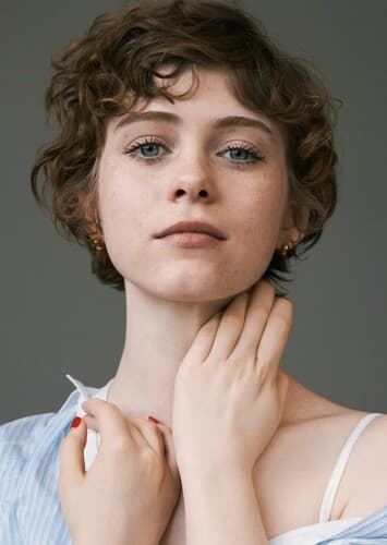 Maddie (sophia lillis)