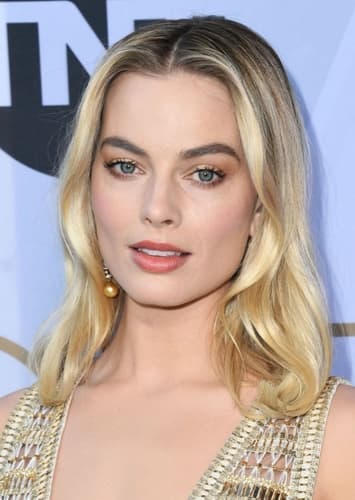 Margot Robbie