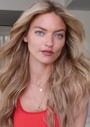 Martha Hunt