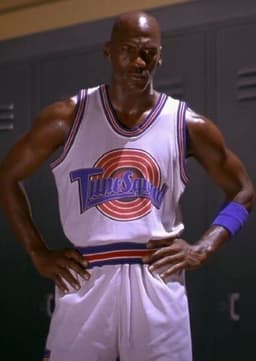 Michael Jordan Returns