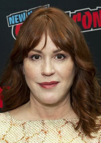 Molly Ringwald