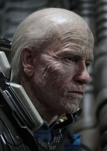Peter Weyland