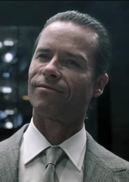 Peter Weyland