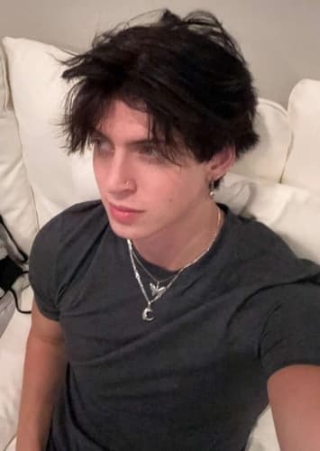 Ace “Phos” Dawnbearer