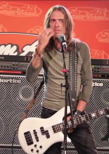 Rex Brown