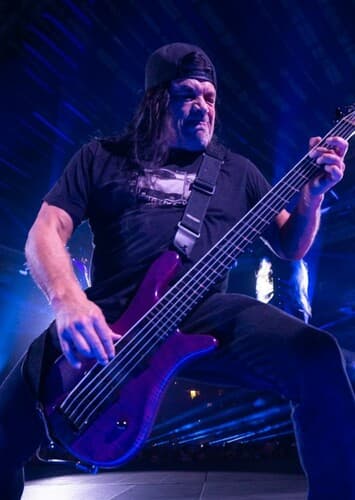 Robert Trujillo