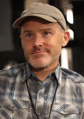 Roger Craig Smith