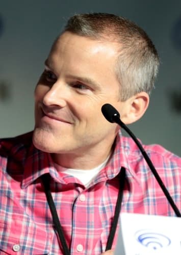 Roger Craig Smith