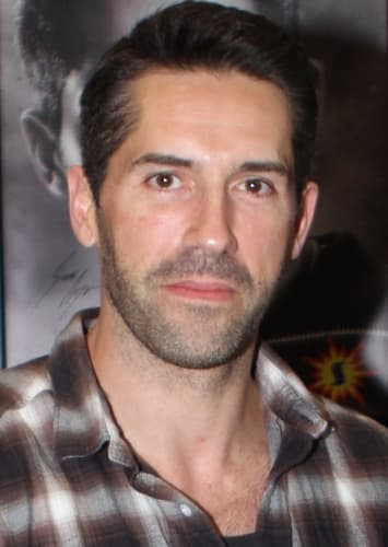 Scott Adkins
