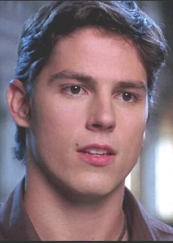 Sean Faris