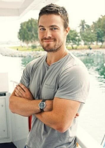 Stephen Amell