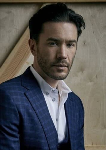 Tom Pelphrey