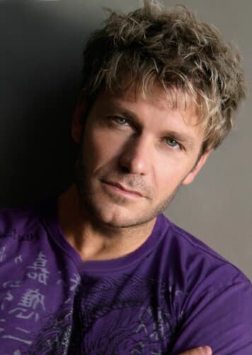 Vic Mignogna
