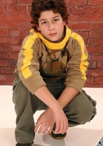 Young/Teenage Nick Jonas