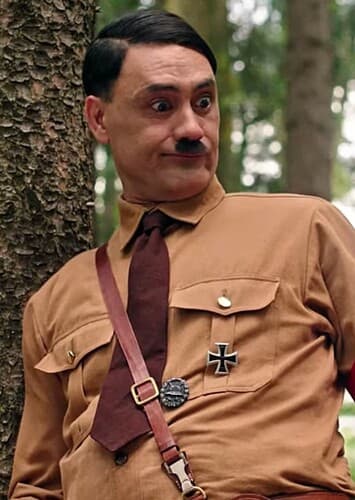 Adolf Hitler (Flashback)